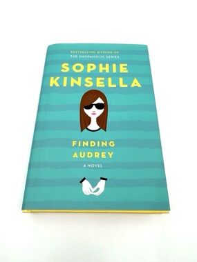 Finding Audrey - Hardcover By Kinsella, Sophie - VERY GOOD - Young Adult